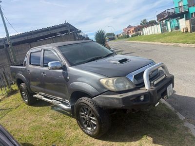 2010 Toyota Hilux DIESEL - AUTO - 4x4 - LEGEND 40 - DOUBLE CAB