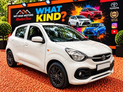 2026 Toyota Vitz 1.0 XR AMT