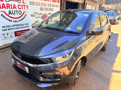 2025 TATA Tiago 1.2 XT