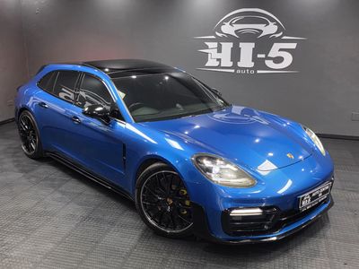 2019 Porsche Panamera GTS