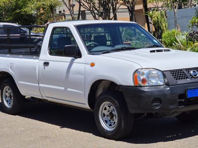 2016 Nissan NP300 Nissan NP300 2.5TDi LWB