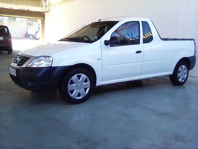 2021 Nissan NP200 1.6 A/C Safety Pack