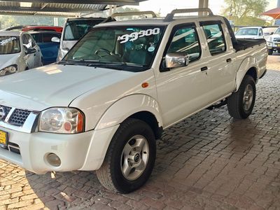 2011 Nissan NP300 2.4i Hi-Rider Double-Cab