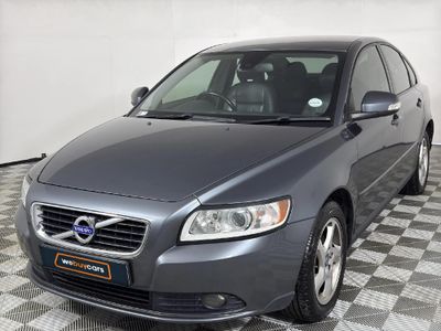 2011 Volvo S40 2.0i