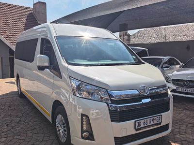 2020 Toyota Quantum 2.8 GL 14 SEAT