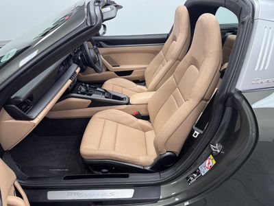 2021 Porsche 911 Targa 4S
