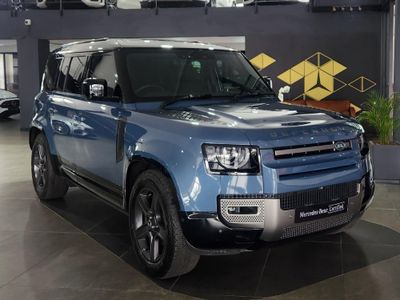 2025 Land Rover Defender 110 D250 X-Dynamic SE