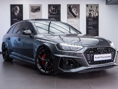 2025 Audi RS4 Avant quattro Auto