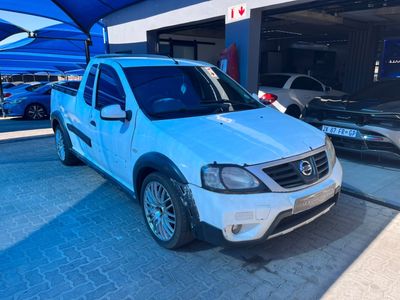 2011 Nissan NP200 1.5 dCi Safety Pack