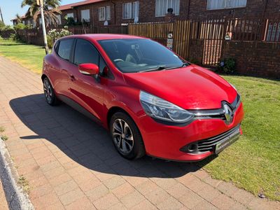 2016 Renault Clio IV 900T Dynamique 5-dr (66kW)