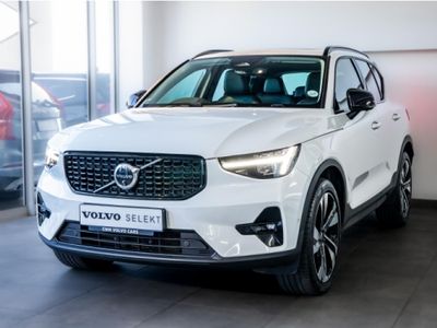 2024 Volvo XC40 B4 Geartron Ultimate Dark Mild-Hybrid