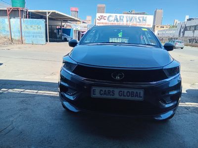 2025 TATA Tiago 1.2 XT