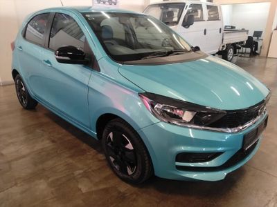 2026 TATA Tiago 1.2 XT