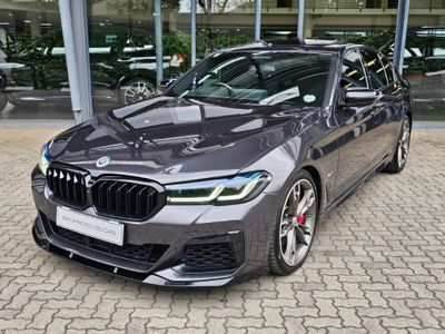2023 BMW 5 Series M550i xDrive Auto