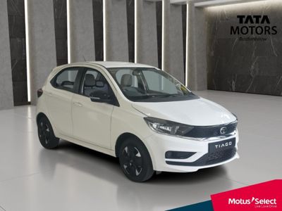 2026 TATA Tiago 1.2 XT Auto