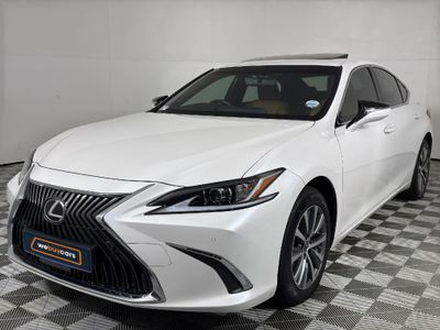 2022 Lexus ES 250 EX