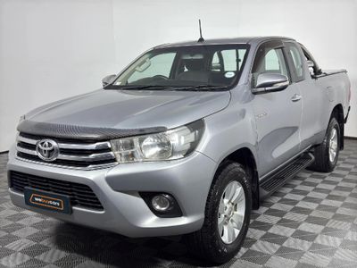 2016 Toyota Hilux 2.8 GD-6 Raised Body Raider Extended Cab