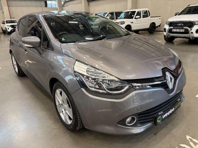 2015 Renault Clio IV 900T Expression 5-dr (66kW)