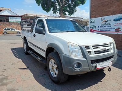 2010 Isuzu KB 240