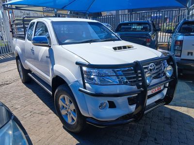 2014 Toyota Hilux 3.0 D-4D Legend 45 4x4 Xtra-Cab