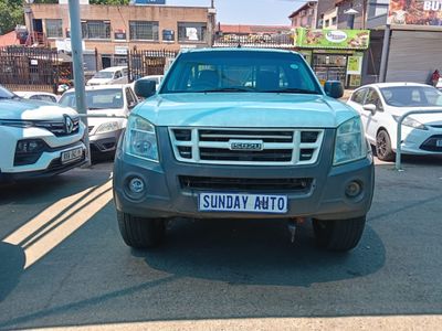 2010 Isuzu KB 240 LE