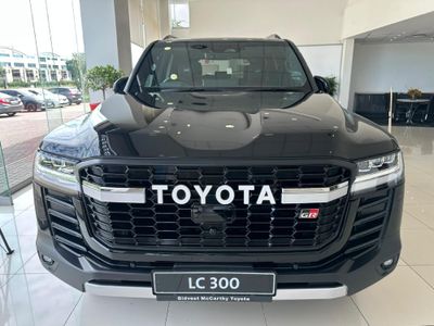 2026 Toyota Land Cruiser 300 V6 3.5T 1M Hev GR-S