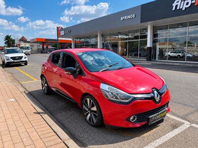 2015 Renault Clio IV 900T Dynamique 5-dr (66kW)