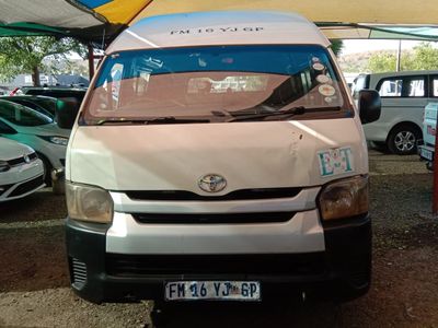 2016 Toyota Quantum 16 seater