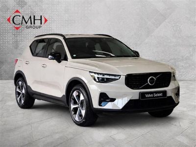 2025 Volvo XC40 B4 Plus Dark Geartronic Mild-Hybrid