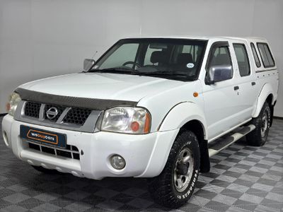 2011 Nissan NP300 2.4i Hi-Rider 4x4 Double-Cab