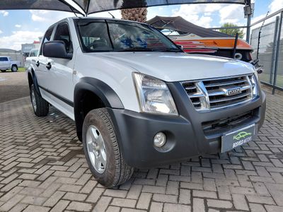 2013 Isuzu KB 240i LE Double-Cab