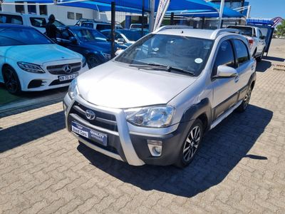 2015 Toyota Etios Cross 1.5 XS 5-dr