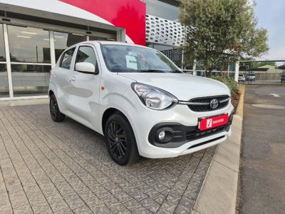 2025 Toyota Vitz 1.0 XR AMT