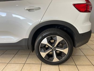 2025 Volvo XC40 B4 Plus Dark Geartronic Mild-Hybrid