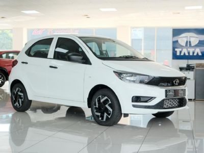 2026 TATA Tiago 1.2 XM