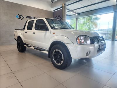 2015 Nissan NP300 2.4i 4x4 Double-Cab