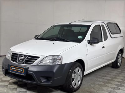 2023 Nissan NP200 1.6 A/C Safety Pack