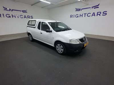 2014 Nissan NP200 1.6 A/C Safety Pack