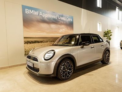 2025 MINI Hatch Cooper S Auto