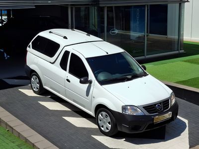 2020 Nissan NP200 1.6 A/C Safety Pack