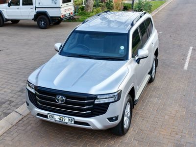 2022 Toyota Land Cruiser 300 V6 3.3 D GX-R