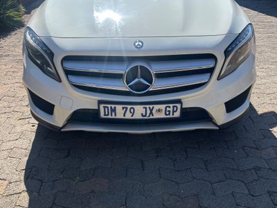 2015 Mercedes-Benz GLA 200 Auto