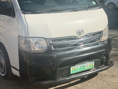 2013 Toyota Quantum 2.5 D-4D 10-seat