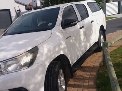 2017 Toyota Hilux 2.4 GD-6 Raised Body SRX Single-Cab