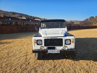 1981 Land Rover Series 1/2/3 109 LWB 6-cyl Single-Cab