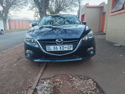 2015 Mazda 3 2.0 Individual