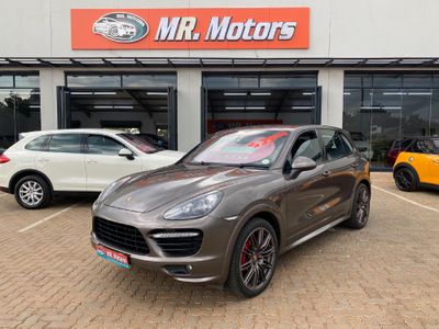 2013 Porsche Cayenne GTS Auto