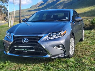 2016 Lexus ES 250
