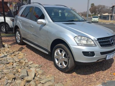 2008 Mercedes-Benz ML 500 Auto