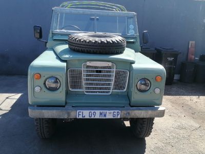 1977 Land Rover Series 1/2/3 109 LWB 4-cyl Single-Cab